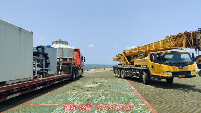 龍里油畫(huà)大草原滑雪場(chǎng)-暴雪機(jī)